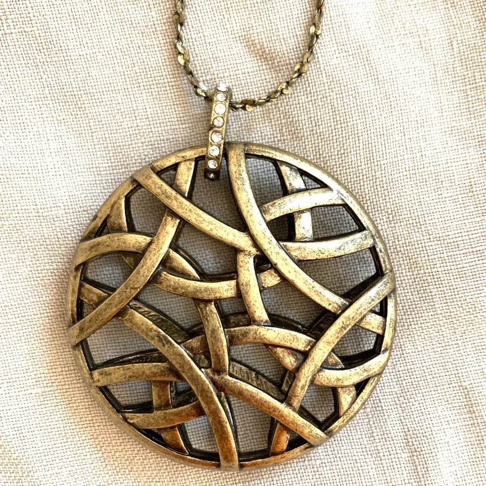 necklace round puff pendant 1 6/8